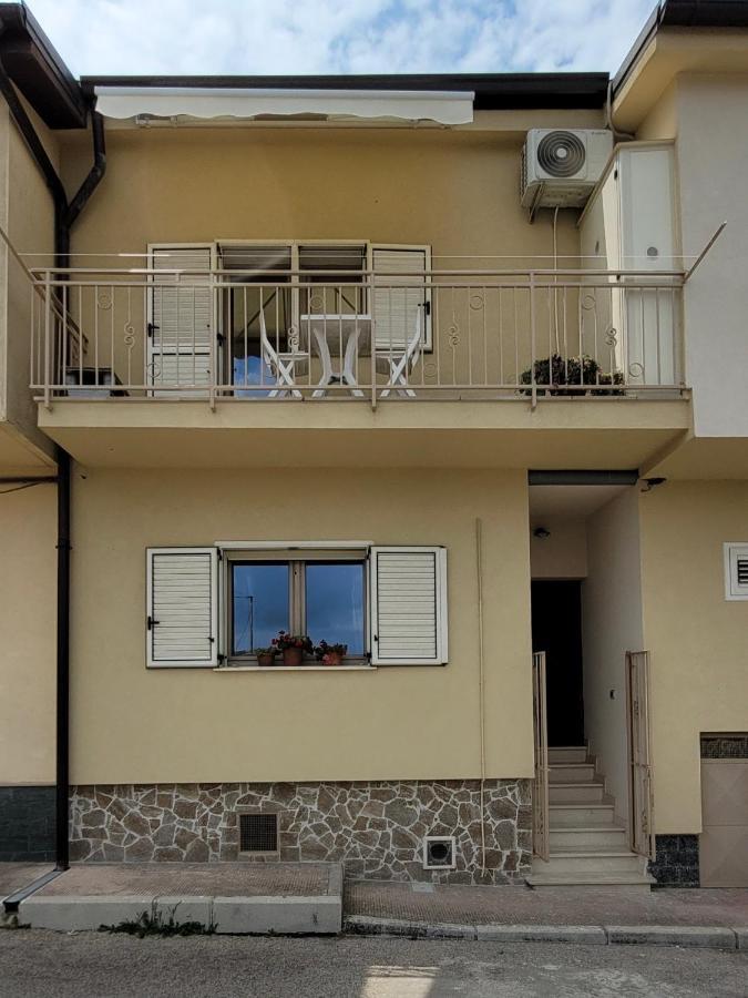 Ampia Casa Ecofriendly vista Borgo IO SONO QUI Tricarico Exterior foto