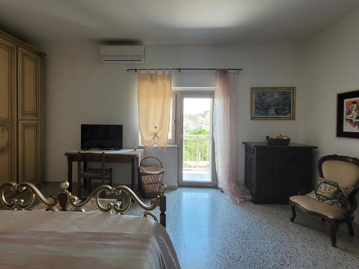 Ampia Casa Ecofriendly vista Borgo IO SONO QUI Tricarico Exterior foto